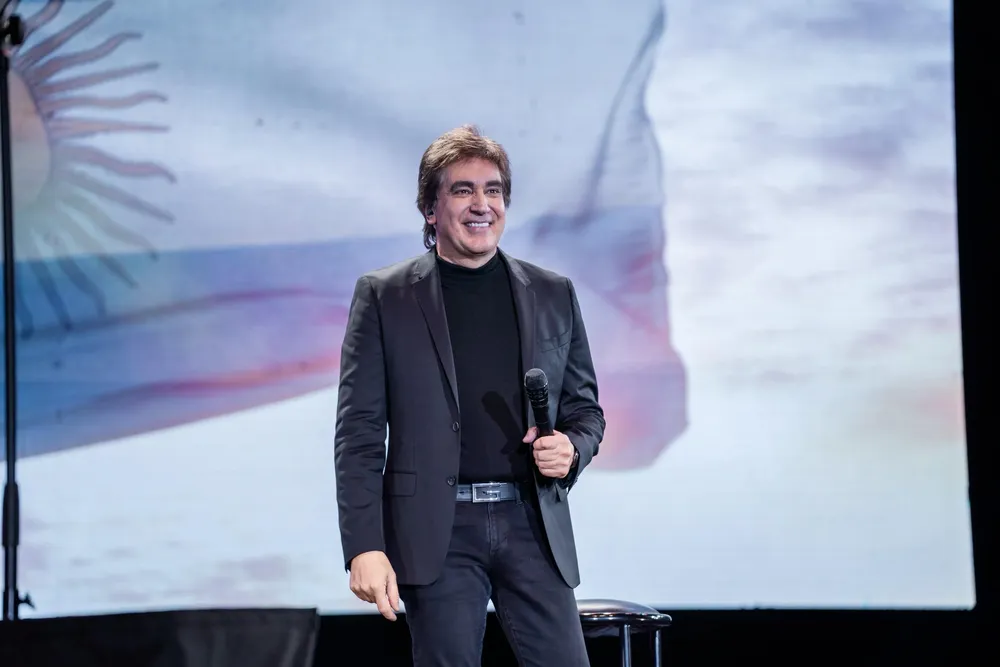 3c6b0674-1bac-4b06-a787-8f53f9b962a3-scaled