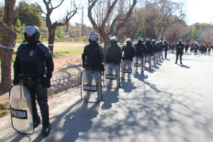 operativo policial estadio malvinas argentinas