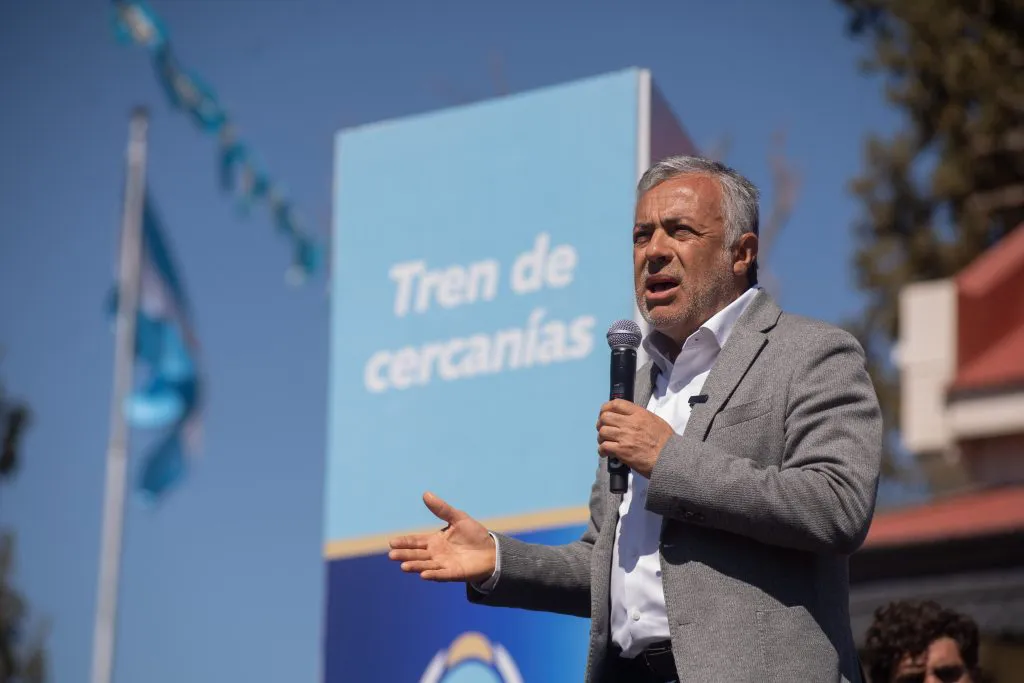 Cornejo-Tren-de-Cercanias