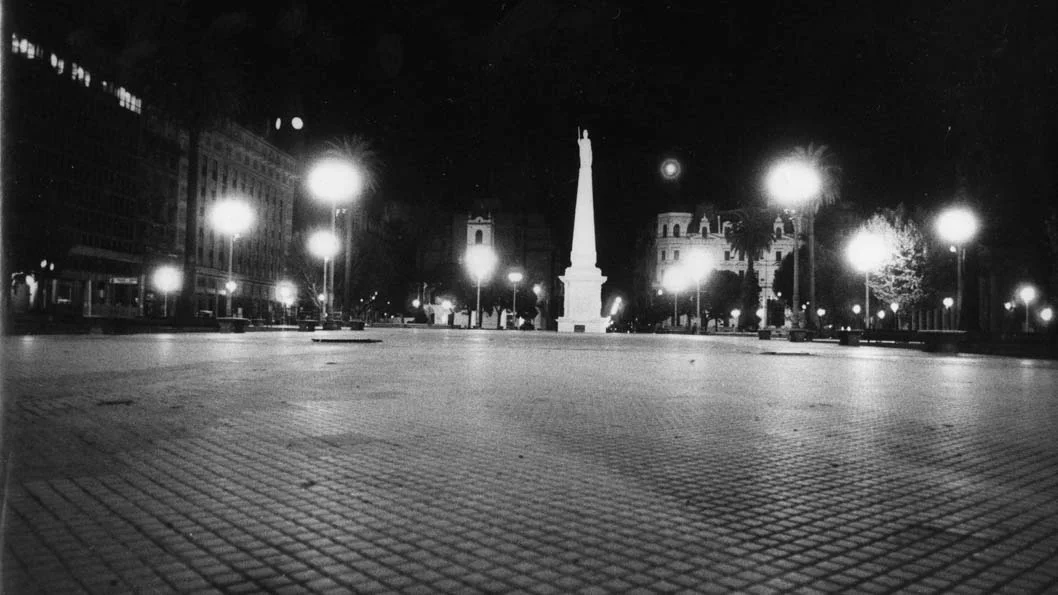 La-plaza-sin-un-alma_portada