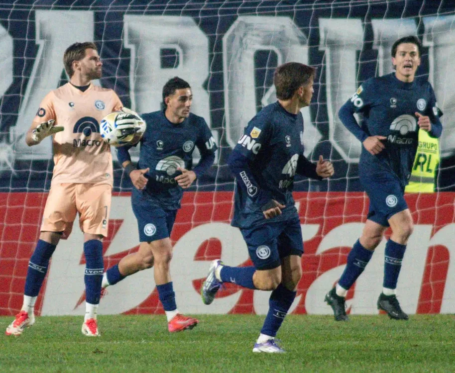 independiente rivadavia en el parque